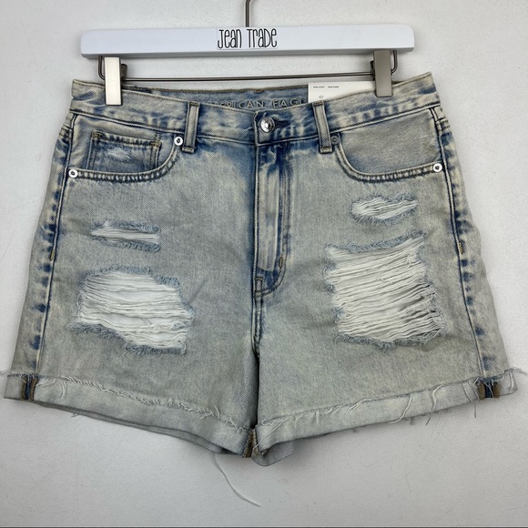 NWT American Eagle Mom Shorts High Rise